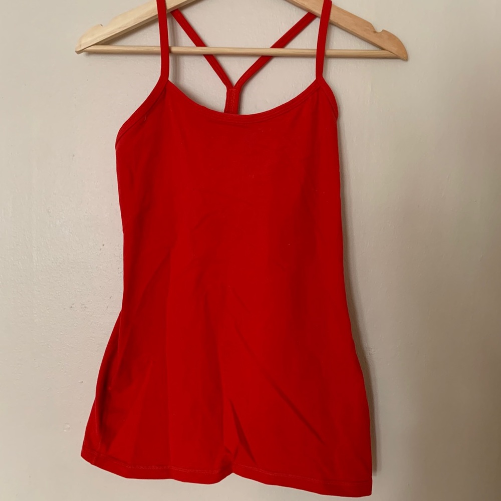 Lululemon red Razorback tank with built in bra
